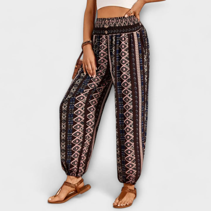 Scarlett - Pants with Ethnic Graphic Mani And Rosi