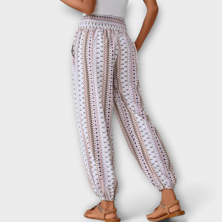 Scarlett - Pants with Ethnic Graphic Mani And Rosi
