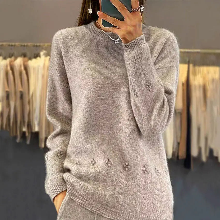 Zoe - Super Soft Warm Sweater Mani and Rosi