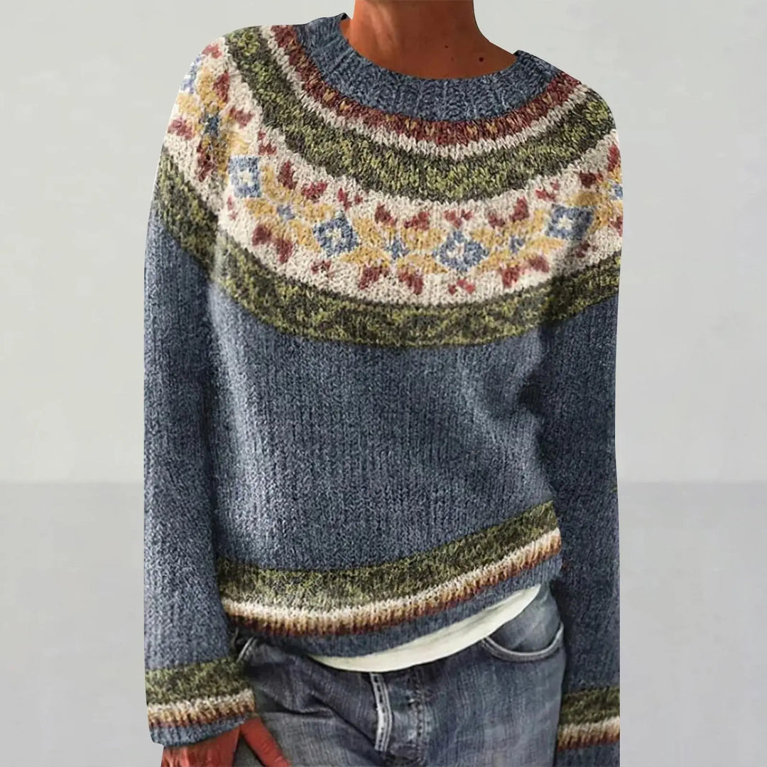 Amelia - Cozy Retro Sweater Mani and Rosi