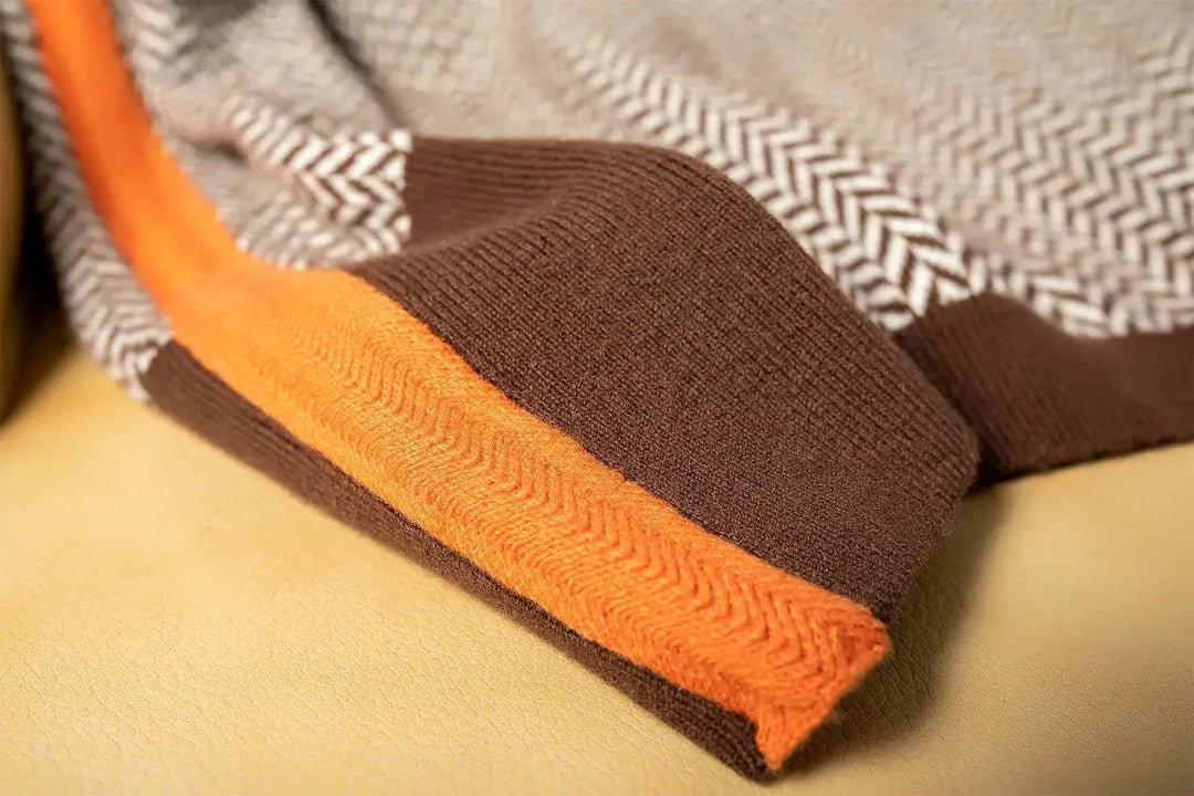 Emma | Striped Sweater Mani and Rosi